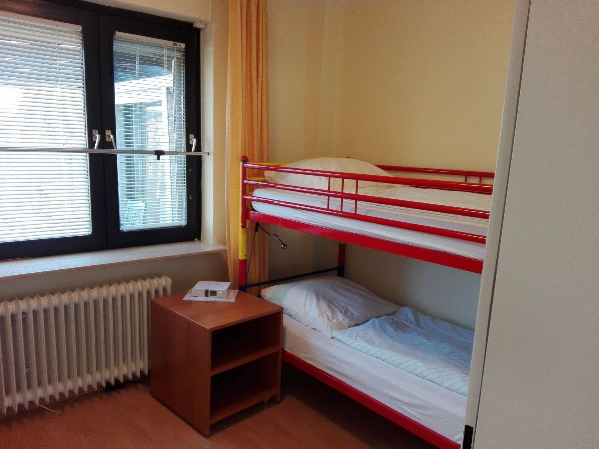 Altes Zollhaus Am Klinikum Otel Lübeck Dış mekan fotoğraf