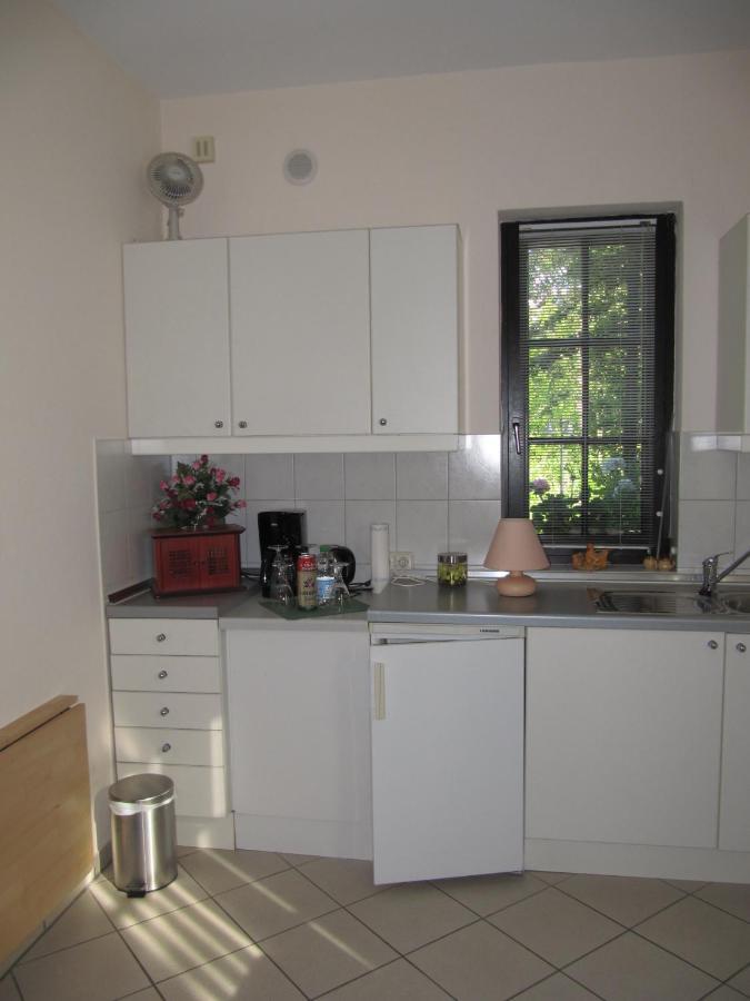 Altes Zollhaus Am Klinikum Otel Lübeck Oda fotoğraf
